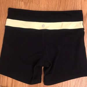 Lululemon reversible fitted shorts